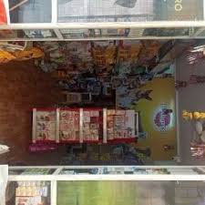 Pet food products at Pets Pride