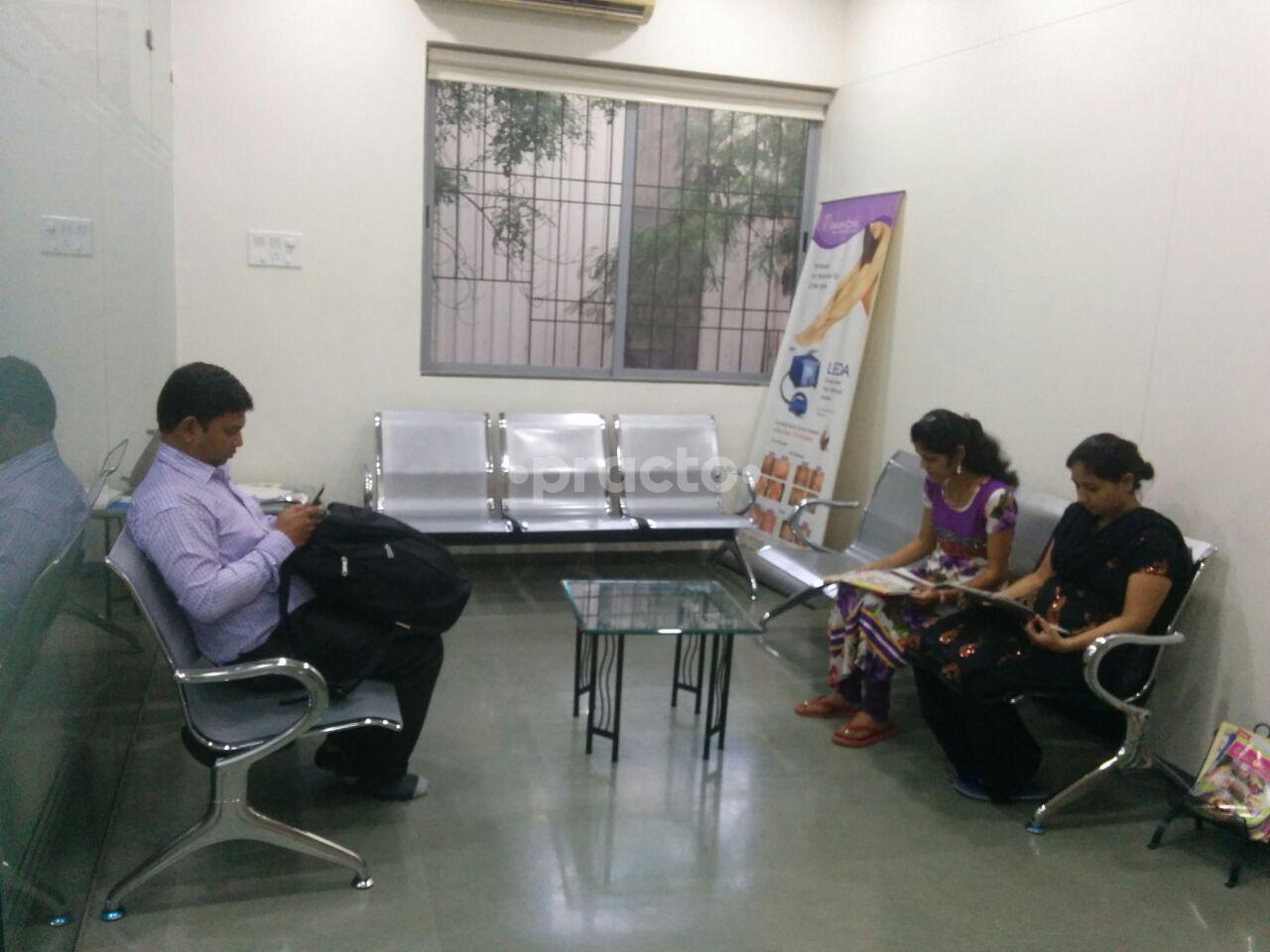 Gandhi Clinic interior