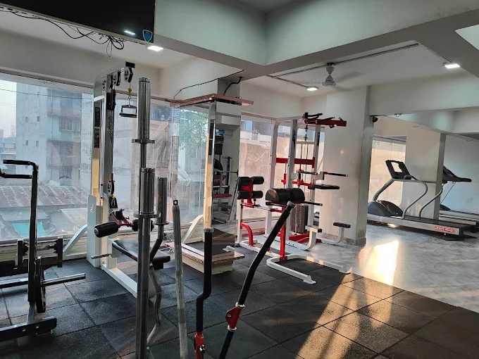 Universal Gym Free Weights